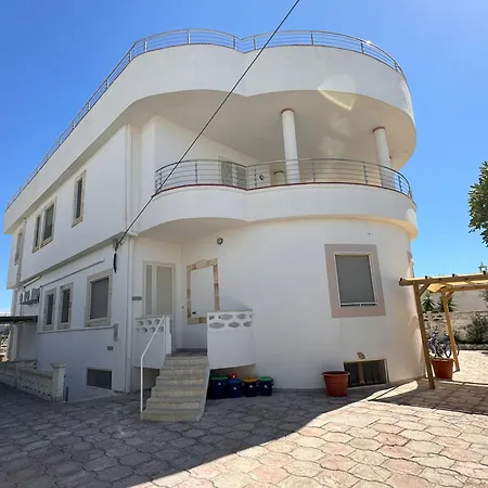 Odetta - Est 아파트 *